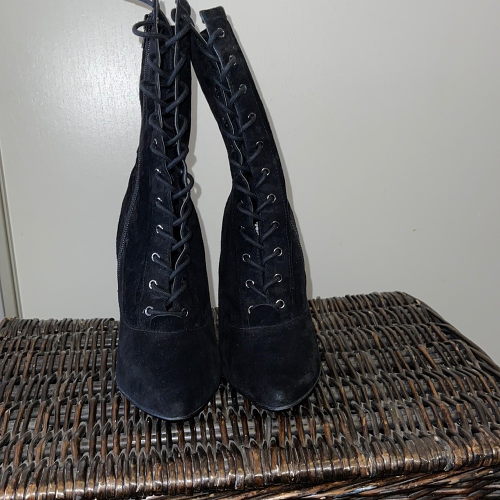 STEVE MADDEN Satisfied Lace Up Ankle Boots
